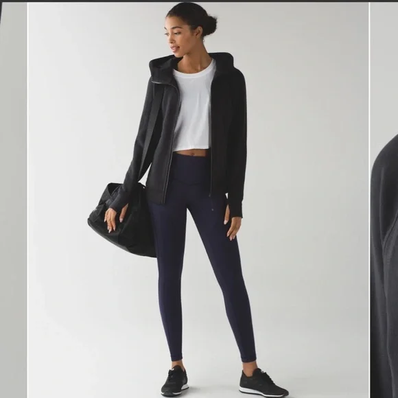 Lululemon Scuba Hoodie - Picture 7 of 8